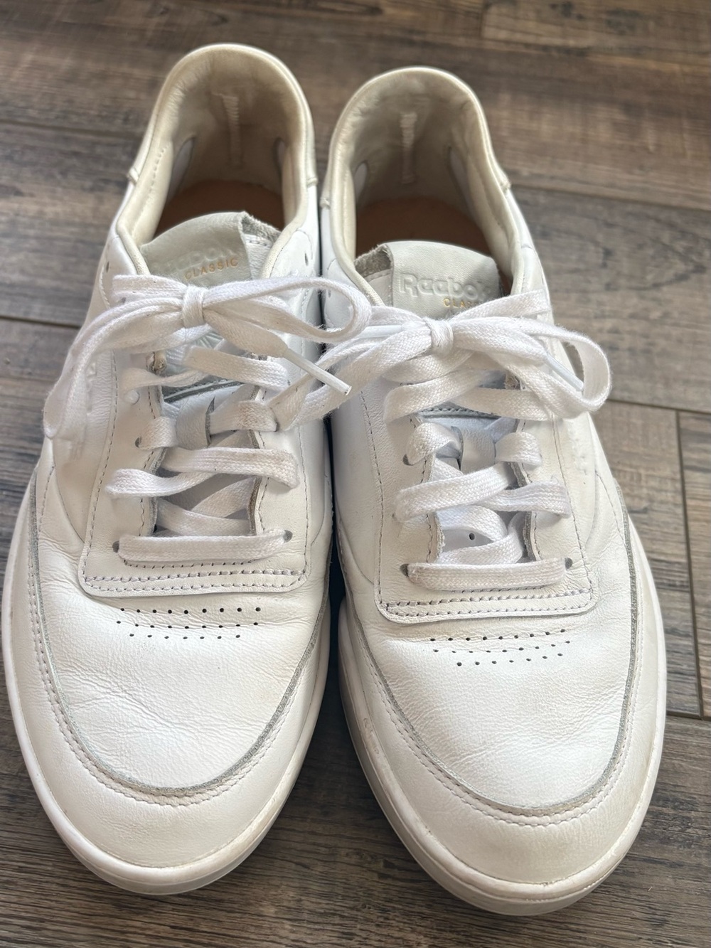 Reebok Classic Women’s White Leather Sneakers